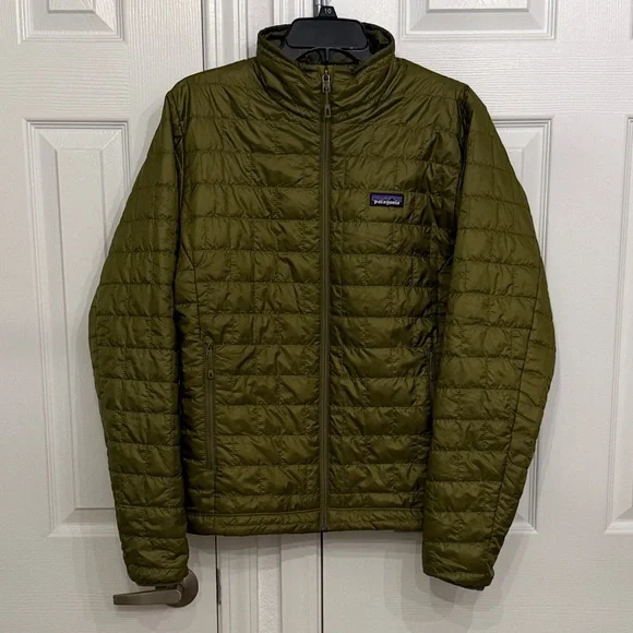 PATAGONIA Men's Nano Puff Jacket in Pond Green Sz S - NWOT!! - Picture 4 of 10